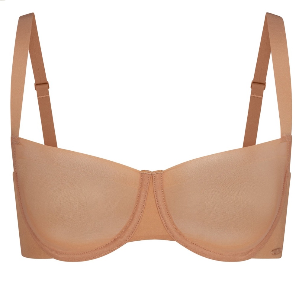 SKIMS NO SHOW UNLINED BALCONETTE BRA